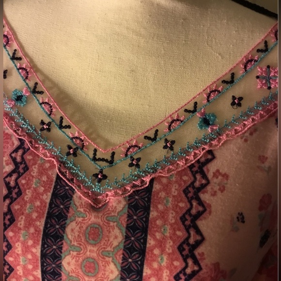 Boho Embroidered front Lace Top Flutter Short Sleeve Open Back Top Large - Picture 5 of 9